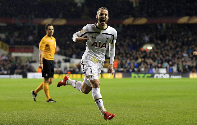 韦斯-布朗：其实不反感奥纳纳，但他真的每次都有奇怪的失误