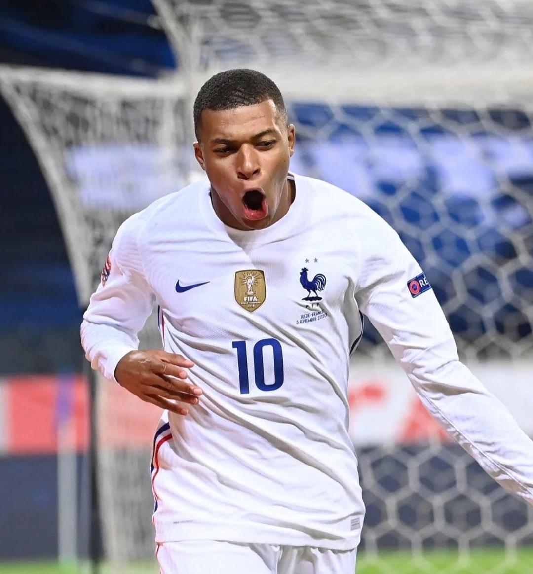 真蓝白，雷克瑟姆发布致敬巴塔哥尼亚威尔士移民的二客球衣