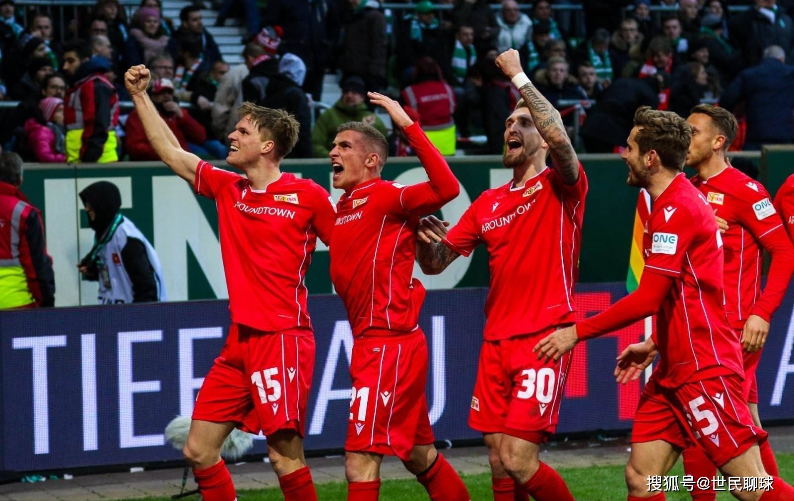 5-1到5-4！12.1亿豪门面对提款机惊险19连胜 神锋英超100球破纪录