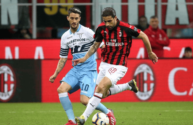 邮报：穆帅在土耳其住的酒店为奥斯曼宫殿改建，他钟爱室内泳池