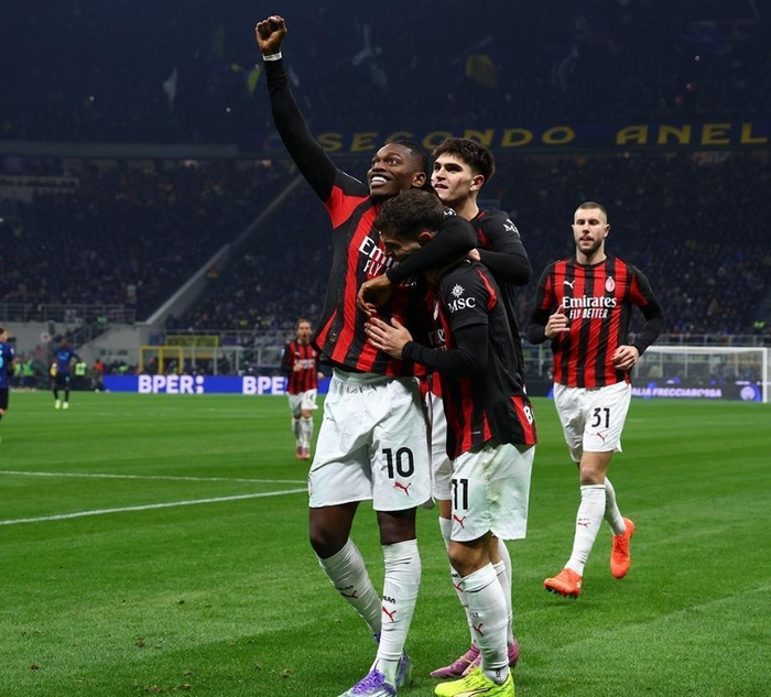 2025／26赛季俱乐部引援花费排名：利物浦以4.83亿欧的引援费用排名第一，英超俱乐部多达9家（2025／26赛季引援支出榜：利物浦以4.83亿欧居首，英超球队占据9席）