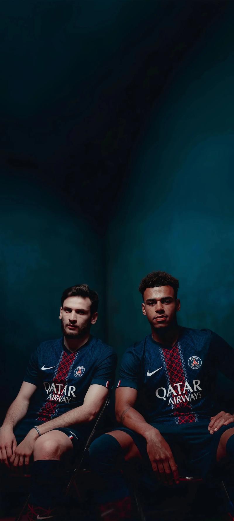 热刺队长罗梅罗停赛遭质疑，将缺席年末关键战！（罗梅罗停赛引争议，热刺队长将缺阵年末关键战！）