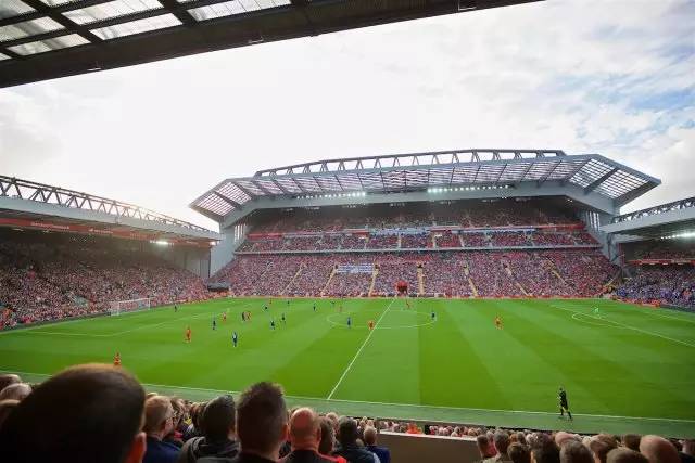 布拉沃：如果我是智利足协主席，我会毫不犹豫地聘请佩工（布拉沃：若我出任智利足协主席，将毫不迟疑聘请佩工执教）