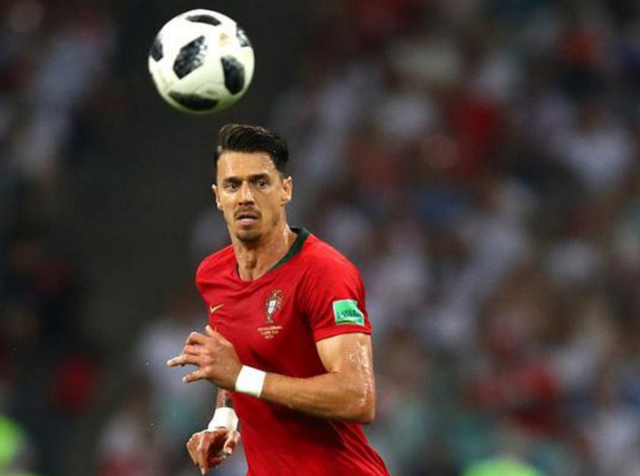 18场制造11球！曼城3600万欧买了一个小德布劳内