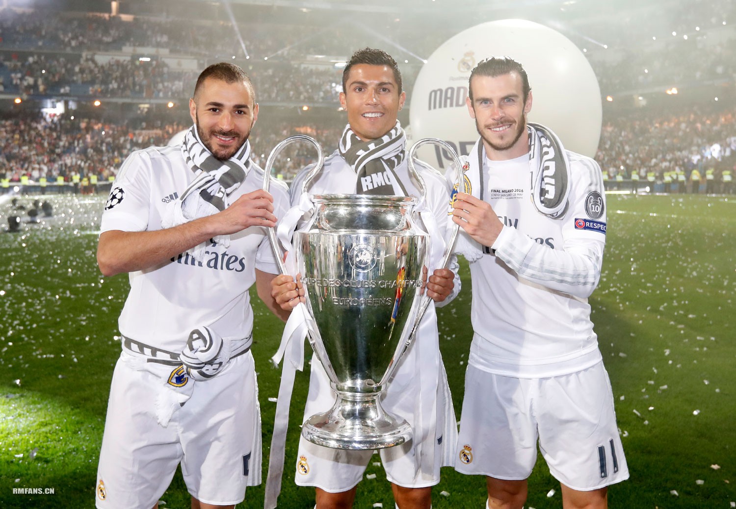 西甲积分榜：巴萨先赛获胜领先皇马4分，马竞两连败暂列第五（西甲积分更新：巴萨提前取胜领跑皇马4分，马竞遭两连败暂居第5）